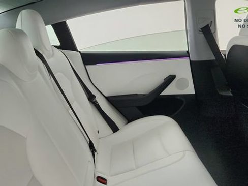 Used 2025 Tesla Model 3 Long Range RWD image 34