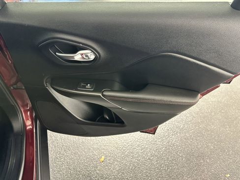 Used 2020 Jeep Cherokee Trailhawk w/ Cold Weather Group image 14