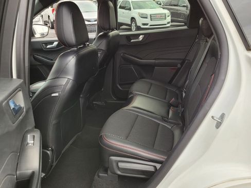 Used 2024 Ford Escape ST-Line w/ Equipment Group 301A FWD image 6