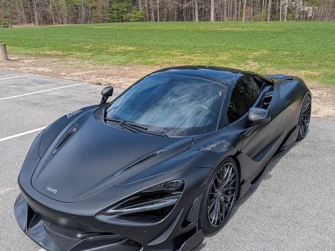 Used 2021 McLaren 720S Performance RWD image 1