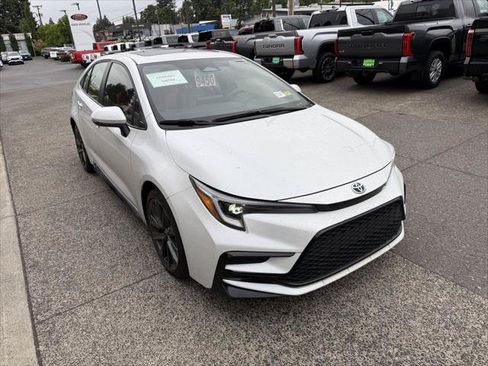 Certified 2023 Toyota Corolla SE w/ SE Package FWD image 8