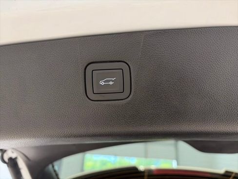 New 2026 Chevrolet Blazer LT w/ Convenience Package FWD image 15