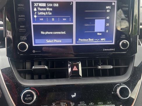 Used 2022 Toyota Corolla SE FWD image 8