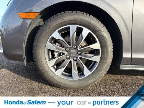 Used 2024 Honda Odyssey EX-L image 11