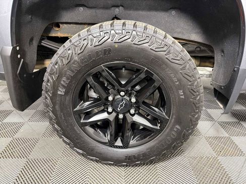 Used 2021 Chevrolet Silverado 1500 LT Trail Boss w/ Convenience Package II image 15