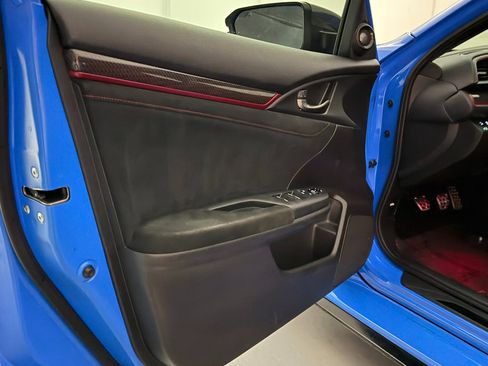 Used 2020 Honda Civic Type R image 19