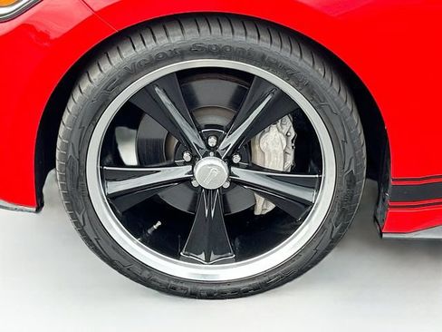 Used 2016 Ford Mustang GT Premium w/ Equipment Group 401A RWD image 38