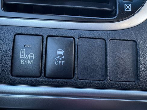 Used 2014 Toyota Camry SE image 20