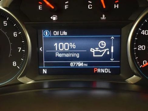 Used 2022 Chevrolet Equinox LT FWD image 28
