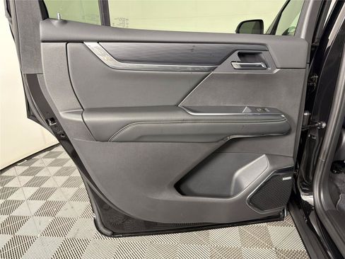 New 2026 GMC Acadia Elevation w/ Black Edition FWD image 21