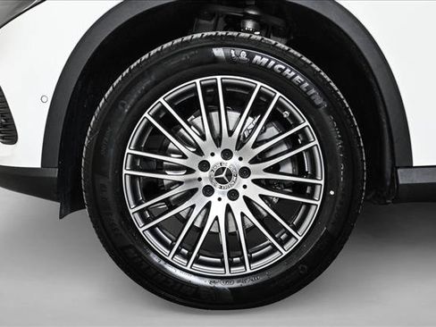 New 2026 Mercedes-Benz GLC 300 4MATIC image 26