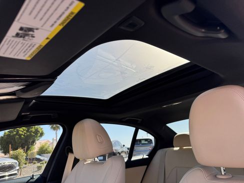 Used 2021 BMW 330i Sedan w/ Convenience Package RWD image 33