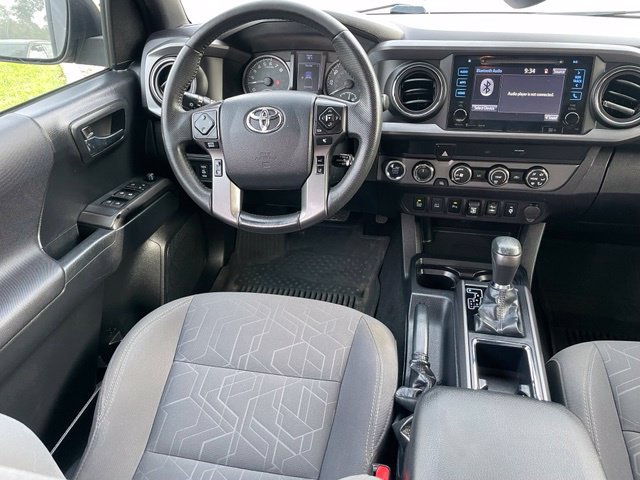 Used 2019 Toyota Tacoma TRD Sport AWD/4WD image 8