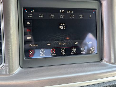 Used 2021 Dodge Charger SXT w/ Leather Interior Group RWD image 22