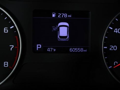 Used 2023 Kia Seltos LX image 11