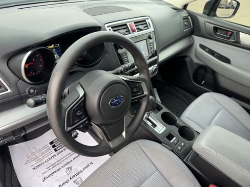 Used 2018 Subaru Outback 2.5i image 12