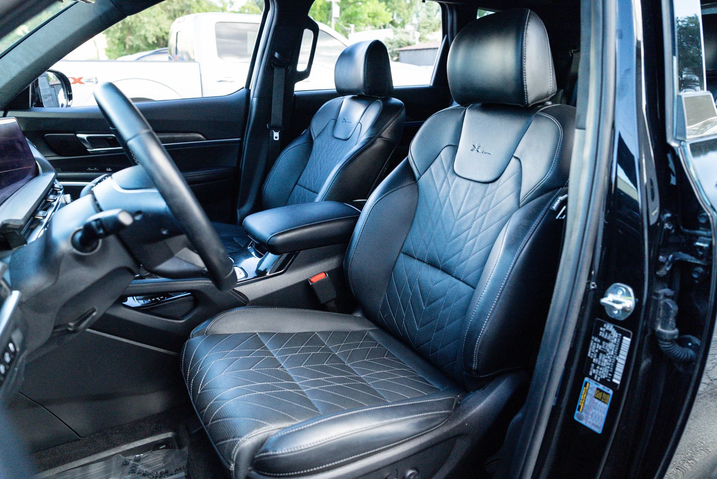 Used 2024 Kia Telluride SX Prestige X-Line AWD/4WD image 17