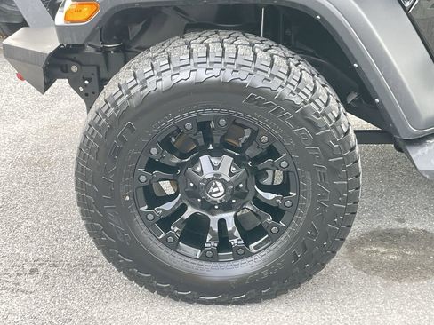 Used 2023 Jeep Wrangler Sport S image 20
