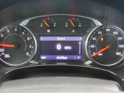 Used 2023 GMC Terrain AT4 image 32