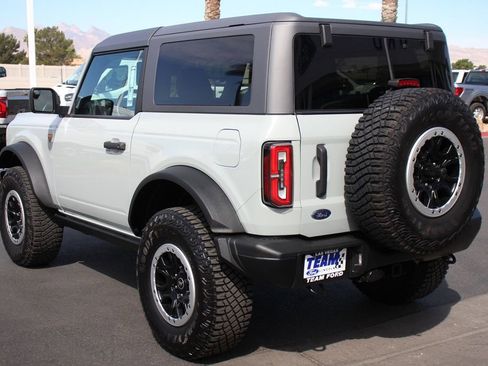 Certified 2024 Ford Bronco Badlands w/ Sasquatch Package AWD/4WD image 5
