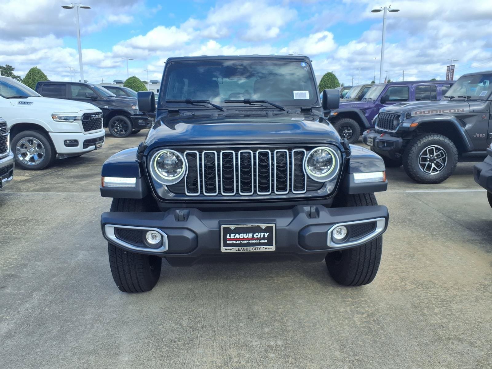 New 2027 Jeep Wrangler Unlimited Sahara AWD/4WD image 5