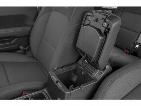 Used 2018 Jeep Wrangler Unlimited Sahara w/ Cold Weather Group image 17