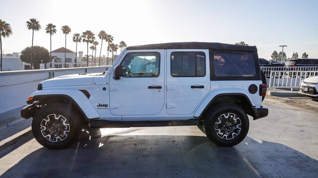 New 2026 Jeep Wrangler Unlimited Sahara AWD/4WD image 14