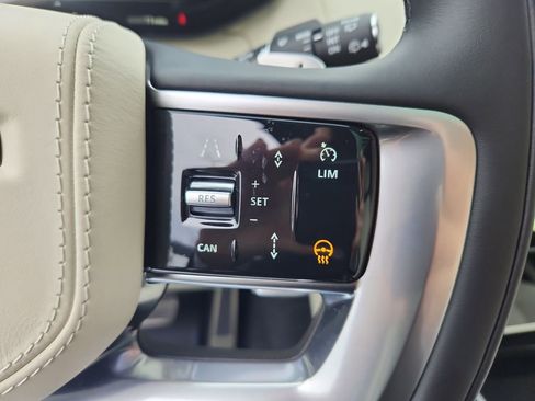 New 2026 Land Rover Range Rover Long Wheelbase SE image 20