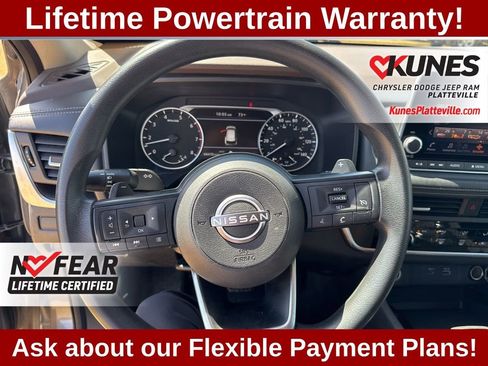 Used 2023 Nissan Rogue S AWD/4WD image 16