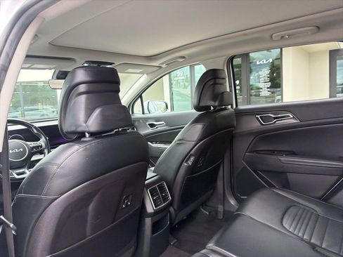 Certified 2023 Kia Sportage SX AWD/4WD image 20