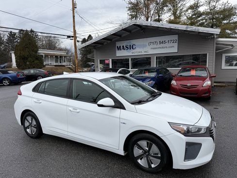 Used 2019 Hyundai Ioniq Blue image 28