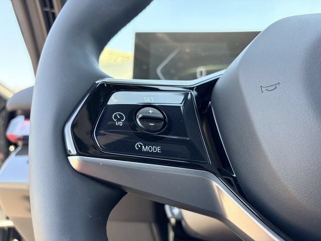 Used 2026 BMW i5 eDrive40 w/ Premium Package RWD image 23