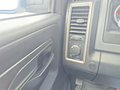 Used 2016 RAM 2500 Tradesman w/ Popular Equipment Group RWD image 19