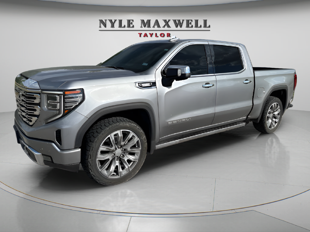 Used 2024 GMC Sierra 1500 Denali w/ Denali Reserve Package AWD/4WD image 7