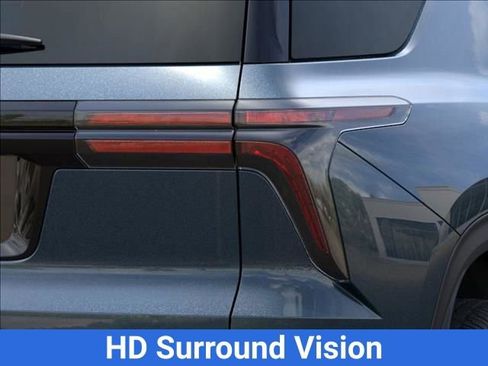 New 2026 Chevrolet Traverse LT w/ Driver Confidence Package image 11