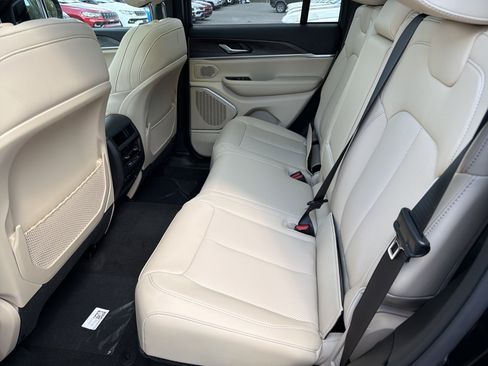 New 2026 Jeep Grand Cherokee Limited AWD/4WD image 27