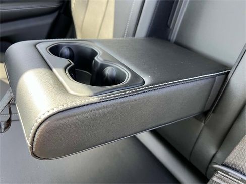 Used 2023 Jeep Grand Cherokee 4WD 4xe image 14