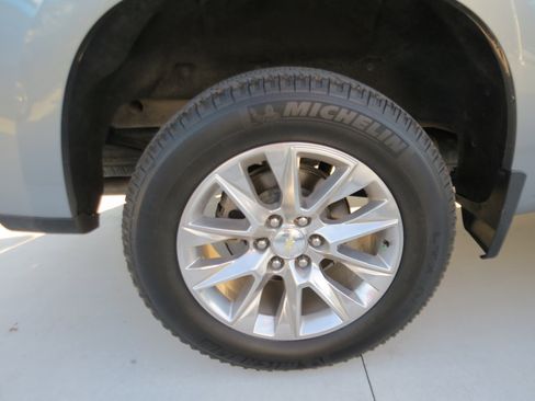 Certified 2023 Chevrolet Silverado 1500 LTZ AWD/4WD image 12
