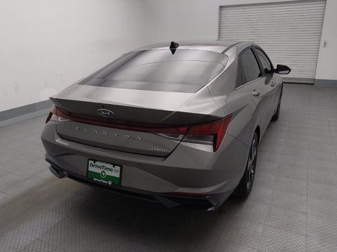 Used 2023 Hyundai Elantra Limited w/ Cargo Package FWD image 7