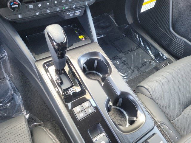 New 2026 Subaru Outback Touring AWD/4WD image 18