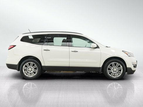 Used 2015 Chevrolet Traverse LT w/ Style and Technology Package AWD/4WD image 6