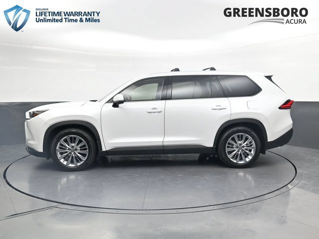 Used 2024 Toyota Grand Highlander AWD image 10