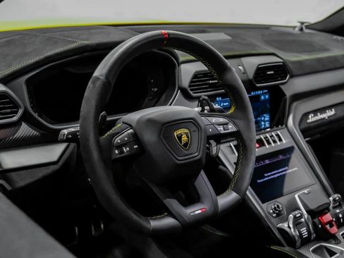 Used 2024 Lamborghini Urus Performante AWD/4WD image 15