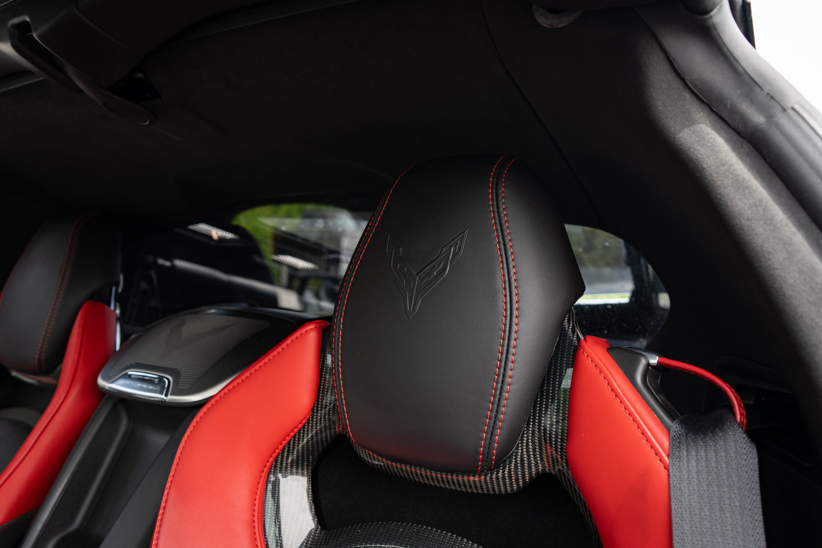 Used 2020 Chevrolet Corvette Stingray Premium Cpe w/ 3LT Preferred Equipment Group RWD image 29