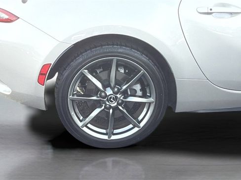 Used 2023 MAZDA MX-5 Miata Grand Touring image 16