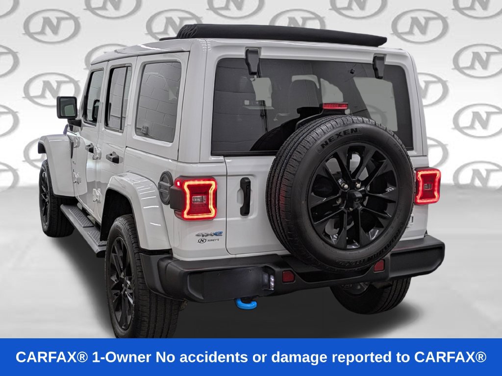 Used 2024 Jeep Wrangler Unlimited Sahara AWD/4WD image 24