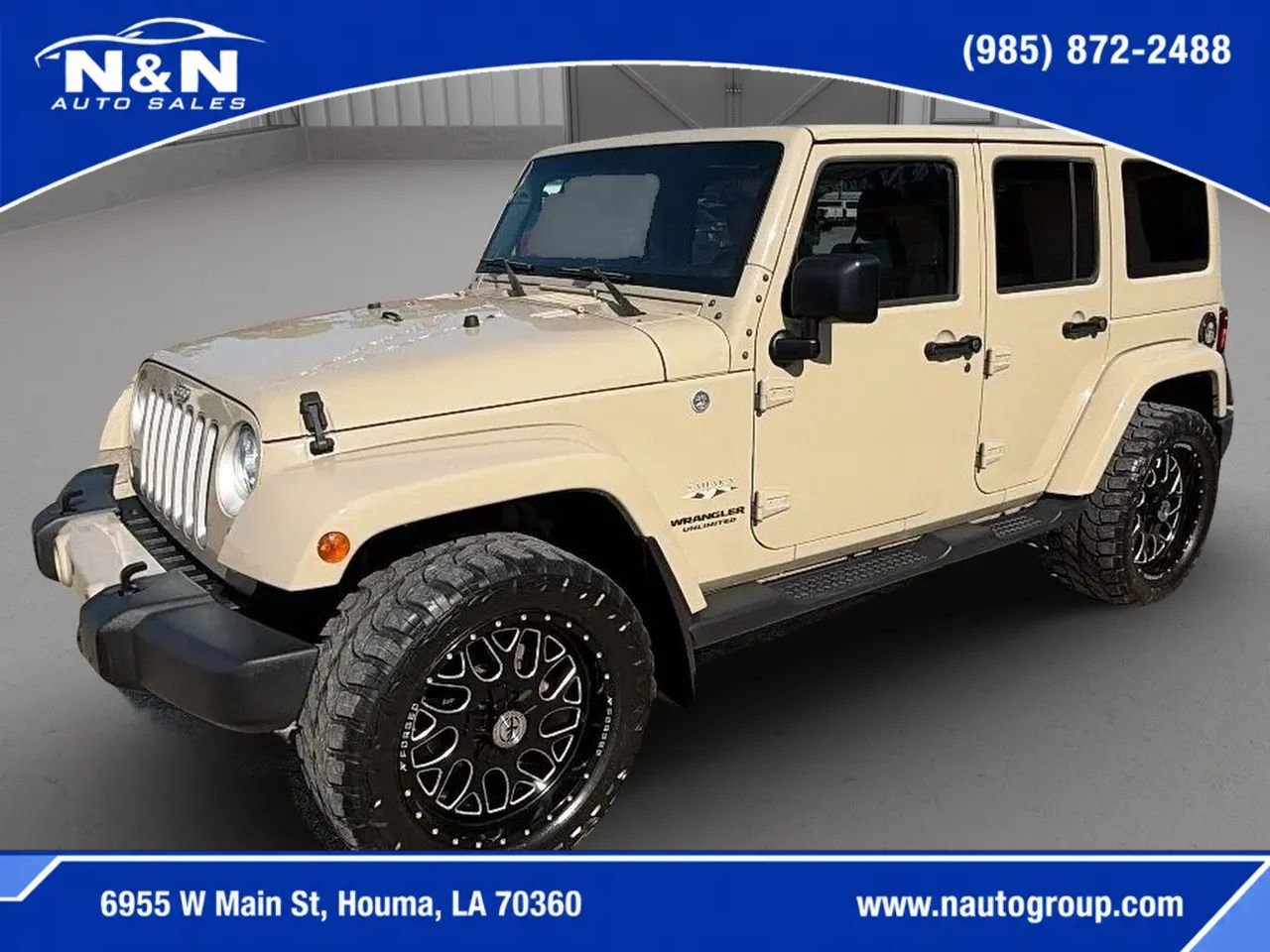 Used 2017 Jeep Wrangler Unlimited Sahara w/ Connectivity Group AWD/4WD image 1