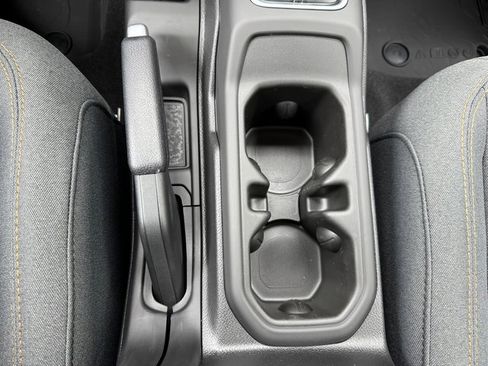 New 2025 Jeep Gladiator Sport image 27