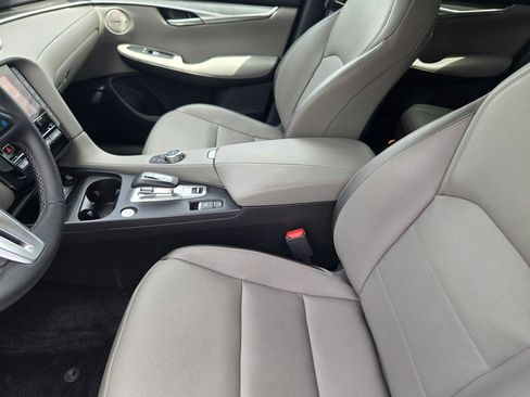 Certified 2025 INFINITI QX50 Luxe AWD/4WD image 12