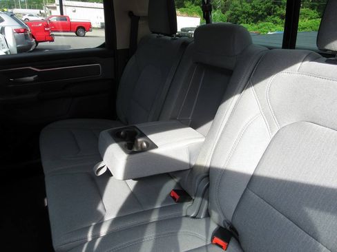Used 2020 RAM 1500 Big Horn AWD/4WD image 35